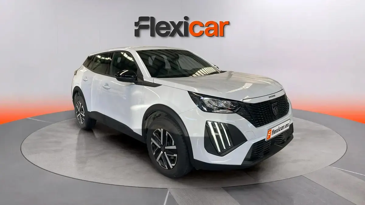 Usado Peugeot 2008 Allure 102 CV (75 kW) 2024 SUV