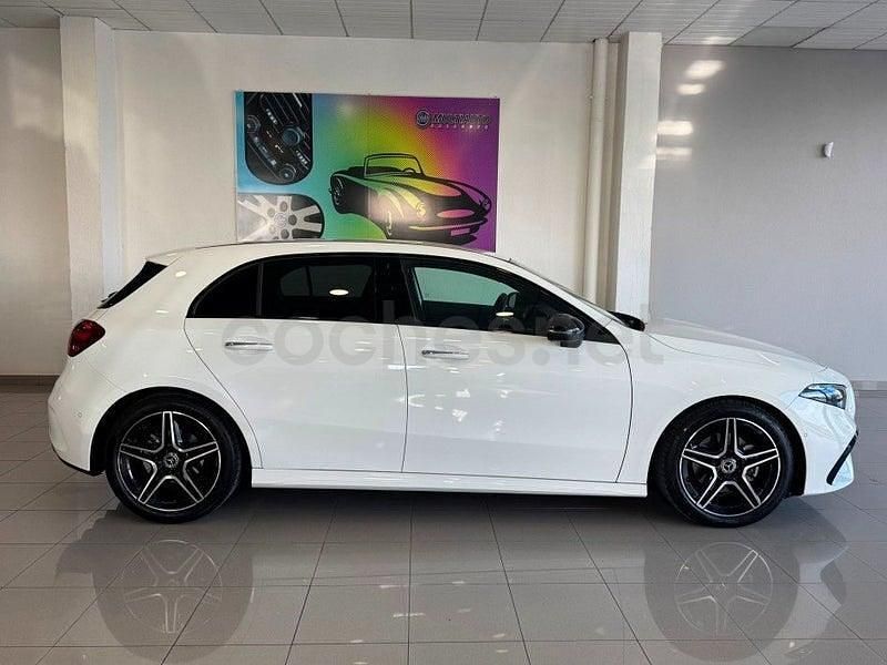 Usado Mercedes A200 150 CV (110 kW) 2025 Blanco Berlina