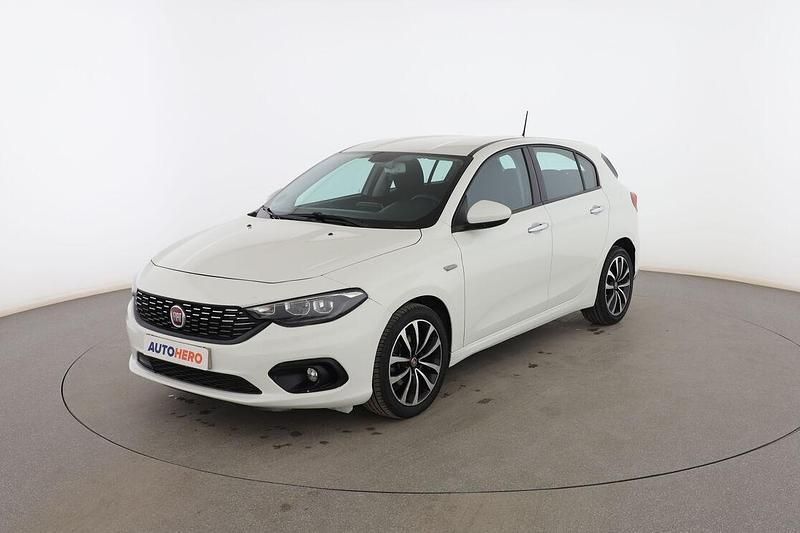 Usado Fiat Tipo Lounge 95 CV (69 kW) 2018 Blanco Berlina