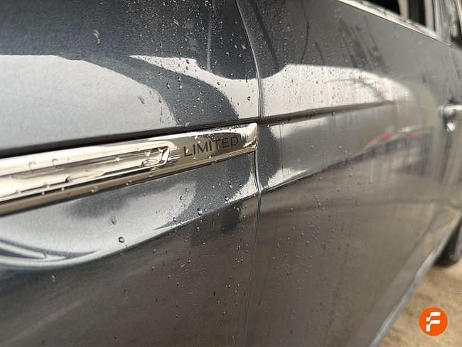 Usado Renault Mégane IV LIMITED 140 CV (102 kW) 2020 Gris