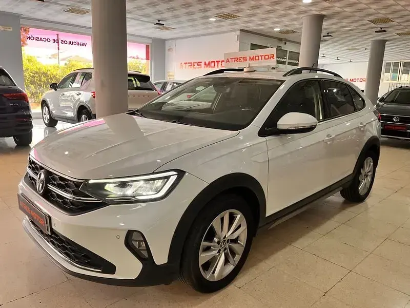 Usado VW Taigo R-line 110 CV (80 kW) 2023 Granate SUV