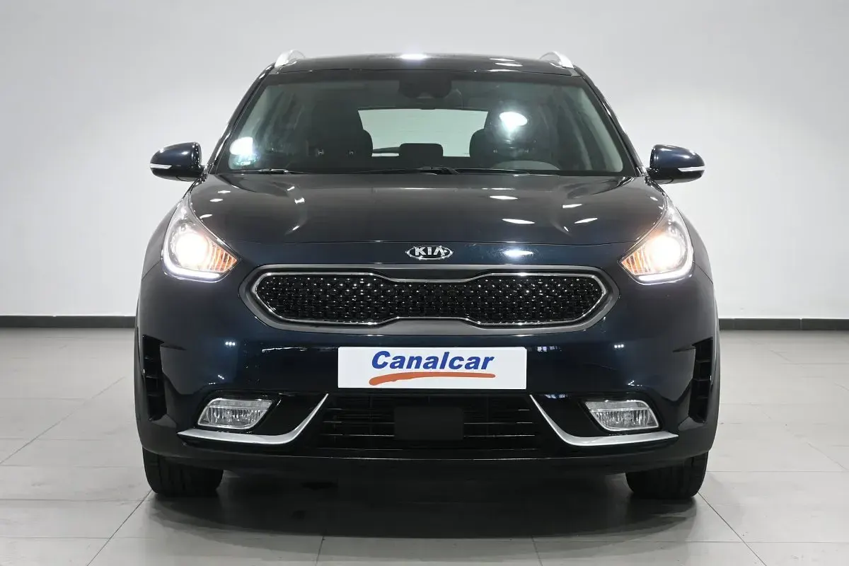 Usado Kia Niro 141 CV (103 kW) 2017 Azul SUV
