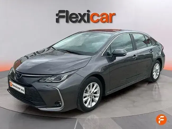Usado Toyota Corolla Eco 140 CV (102 kW) 2024 Gris Berlina