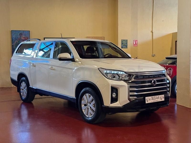 Usado Ssangyong (KGM) Musso 202 CV (148 kW) 2023 Blanco Pickup/Camioneta