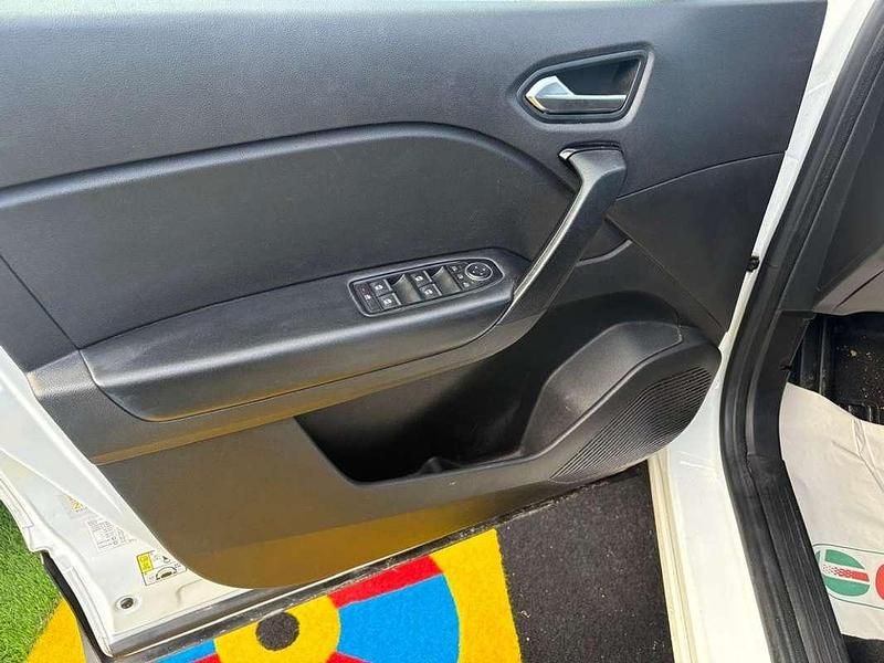 Usado Renault Captur Intens 101 CV (74 kW) 2021 Blanco SUV