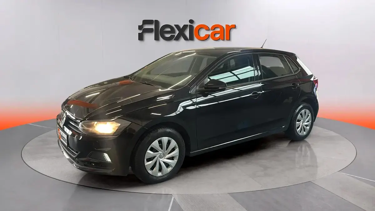 Usado VW Polo Advance 80 CV (58 kW) 2018 Negro Utilitario