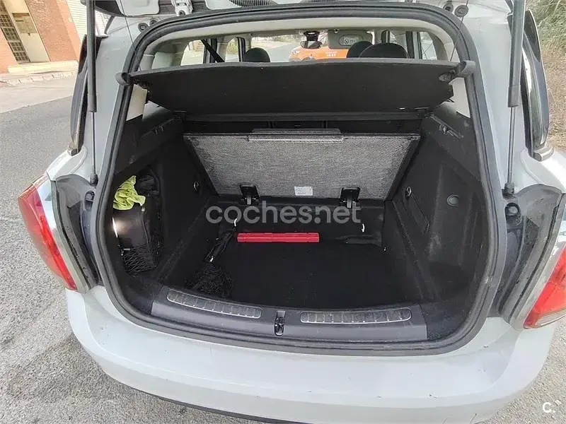 Usado Mini One Countryman 102 CV (75 kW) 2018 Blanco SUV