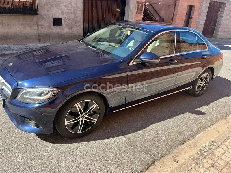 Usado Mercedes C220 194 CV (142 kW) 2019 Azul Berlina