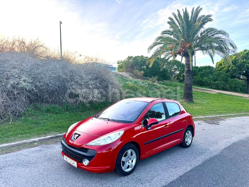 Rojo Usado 2010 Peugeot 207 Sport Berlina | 5590 € (Precio justo) - Imagen 1/4