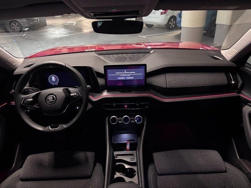 Usado Skoda Kodiaq Selection 150 CV (110 kW) 2024 Rojo velvet metalizado SUV