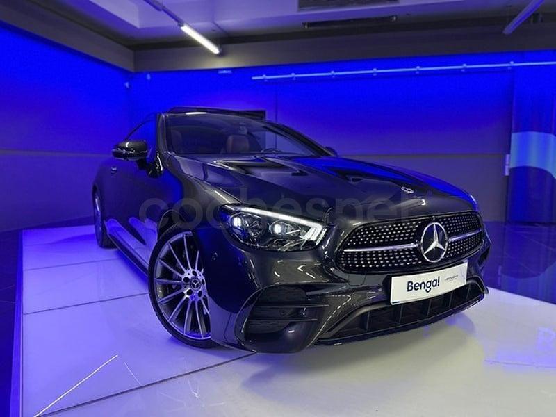 Usado Mercedes E350 299 CV (219 kW) 2021 Gris / plata Coupe