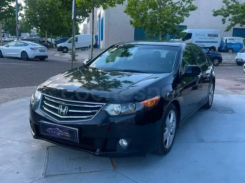 Usado Honda Accord Executive 150 CV (110 kW) 2009 Negro Berlina
