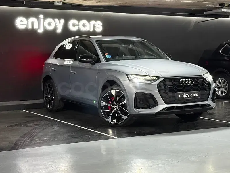 Usado Audi Q5 Ambiente 204 CV (150 kW) 2021 Gris / plata SUV