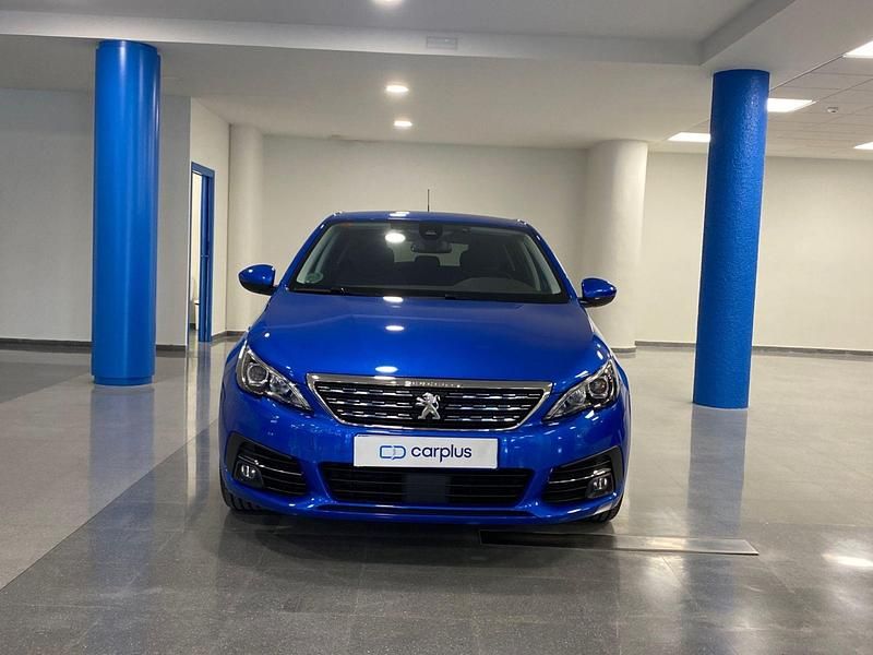 Usado Peugeot 308 Allure 130 CV (95 kW) 2020 Azul vértigo (especial) Utilitario