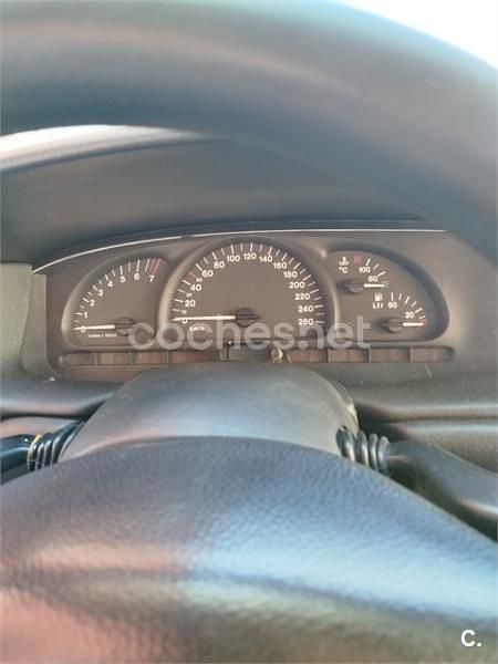 Usado Opel Vectra 136 CV (100 kW) 1998 Blanco Berlina