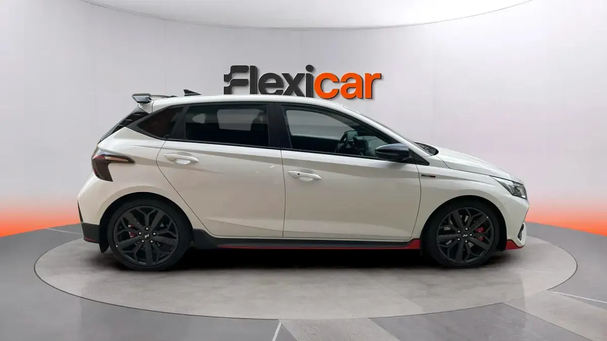 Usado Hyundai i20 204 CV (150 kW) 2025 Blanco Utilitario