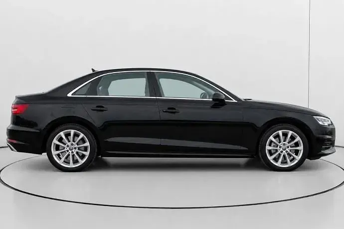 Usado Audi A4 S-Line 151 CV (111 kW) 2019 Negro Berlina
