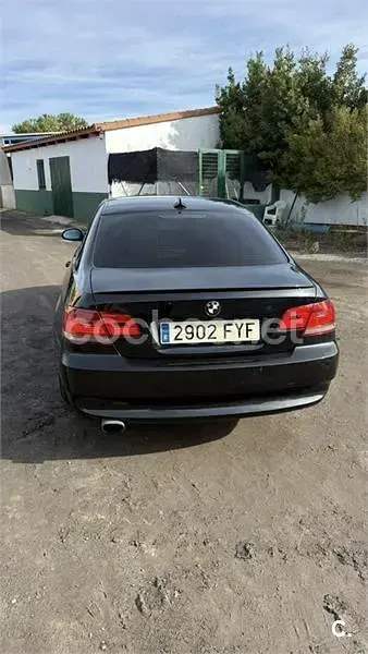 Käytetty BMW 320 177 HP (130 kW) 2007 Musta Coupe - kaksiovinen
