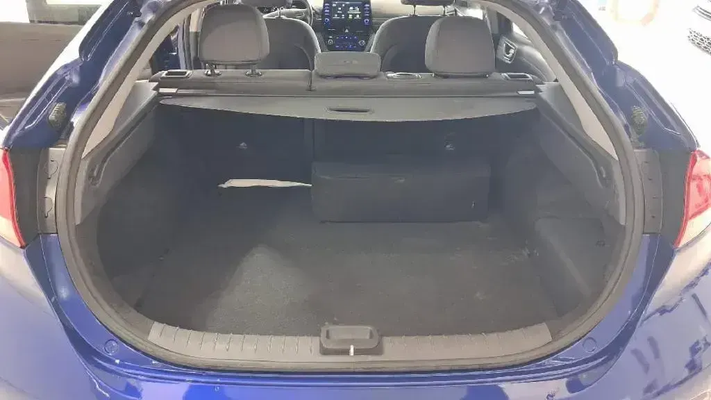 Usado Hyundai Ioniq 141 CV (103 kW) 2021 Azul Utilitario