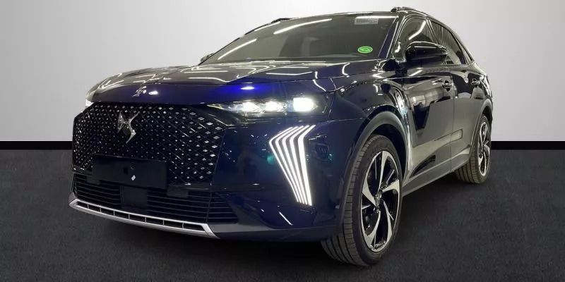 Usado DS Automobiles DS7 Crossback 300 CV (220 kW) 2024 Gris SUV