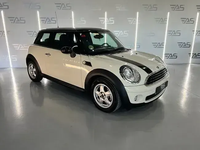 Usado Mini ONE 75 CV (55 kW) 2009 Beige Utilitario