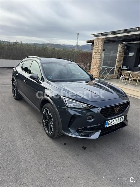 Usado Cupra Formentor 190 CV (139 kW) 2022 Gris / plata SUV