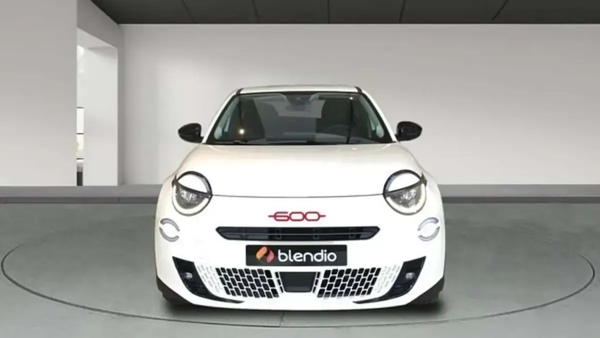 Nuevo Fiat 600 Red 114 kW (156 CV) 2025 Blanco SUV