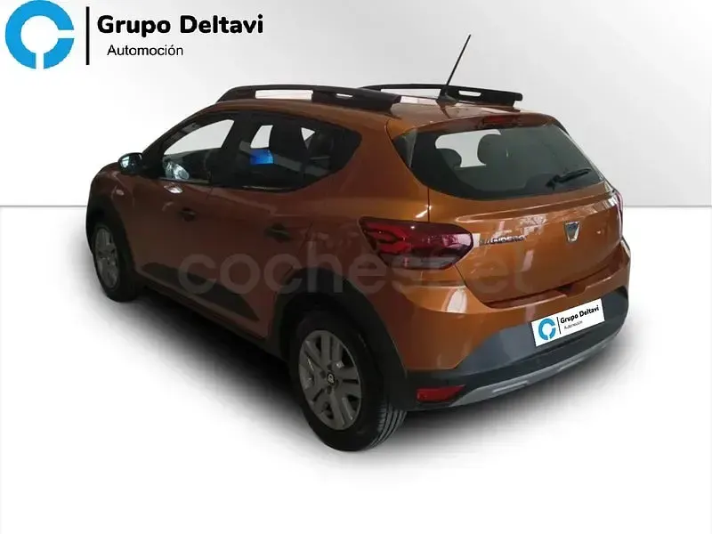 Usado Dacia Sandero Comfort 101 CV (74 kW) 2021 Blanco Berlina