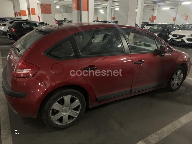 Usado Citroën C4 92 CV (67 kW) 2008 Granate Berlina