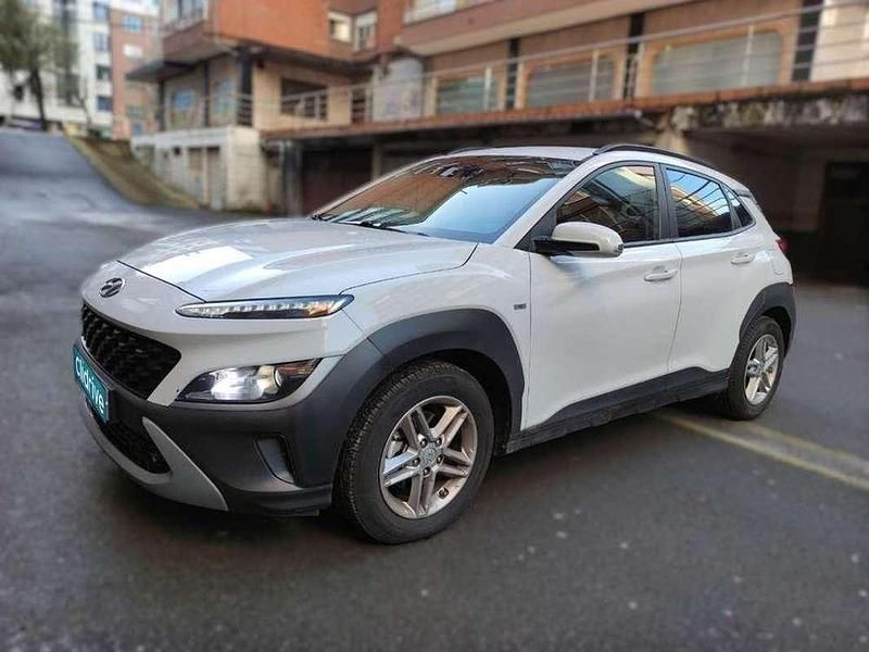 Usado Hyundai Kona 120 CV (88 kW) 2021 Blanco SUV