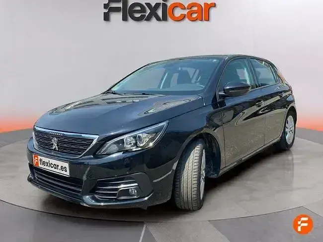 Usado Peugeot 308 Active 130 CV (95 kW) 2021 Negro Berlina