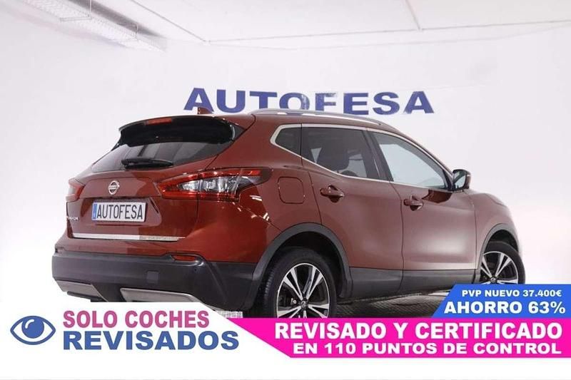 Usado Nissan Qashqai N-Connecta 110 CV (80 kW) 2017 Burdeos SUV