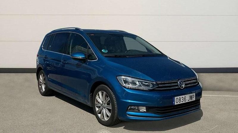 Usado VW Touran Sportline 116 CV (85 kW) 2017 Azul Monovolumen