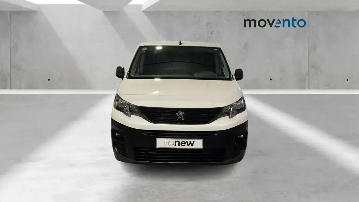 Usado Peugeot Partner Premium 98 CV (72 kW) 2021 Blanco Monovolumen