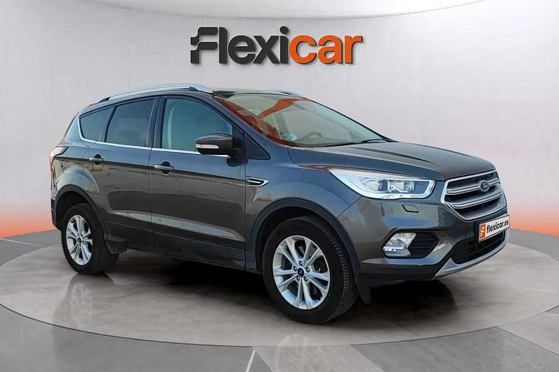 Gris Usado 2018 Ford Kuga Titanium SUV | 10.990 € (Super precio) - Imagen 1/4