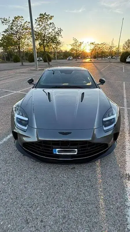 Usado Aston Martin Vantage 665 CV (489 kW) 2024 Gris Coupe