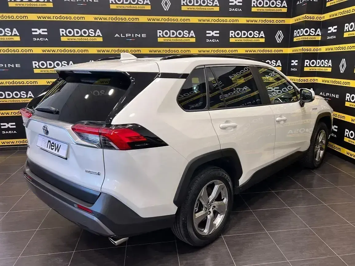 Usado Toyota RAV4 Luxury 218 CV (160 kW) 2021 Blanco SUV