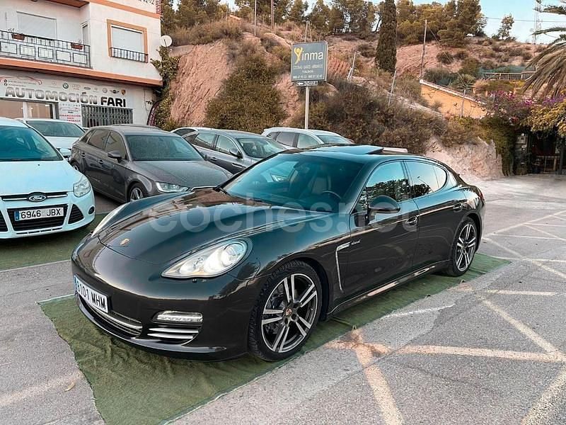Marrón Usado 2013 Porsche Panamera Berlina | 31.900 € (Un poco caro) - Imagen 1/4