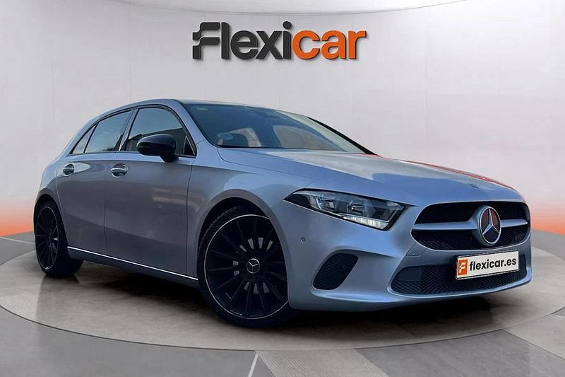 Gris Usado 2022 Mercedes A180 Berlina | 22.690 € (Precio justo) - Imagen 1/4