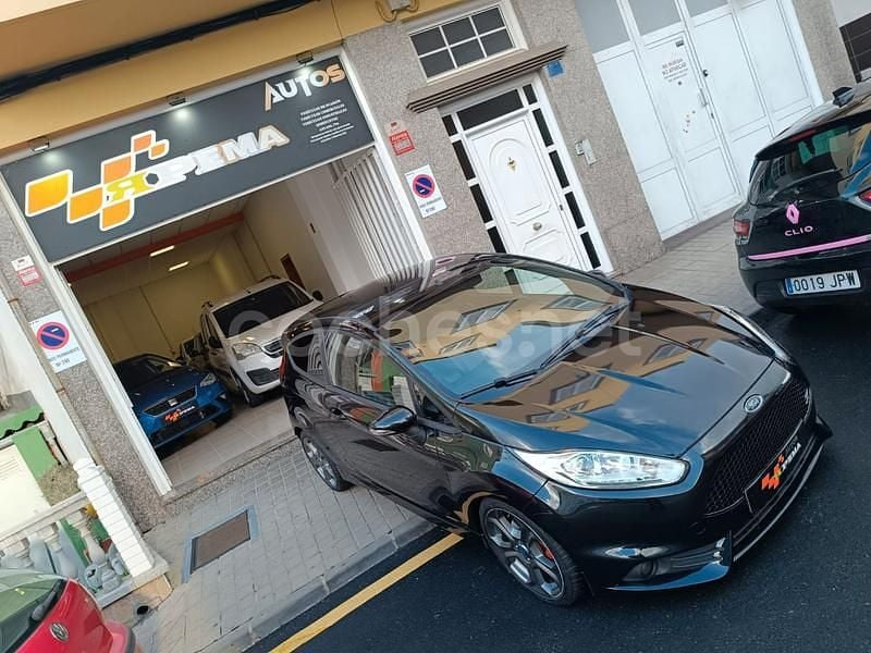 Usado Ford Fiesta ST 182 CV (133 kW) 2014 Negro Berlina