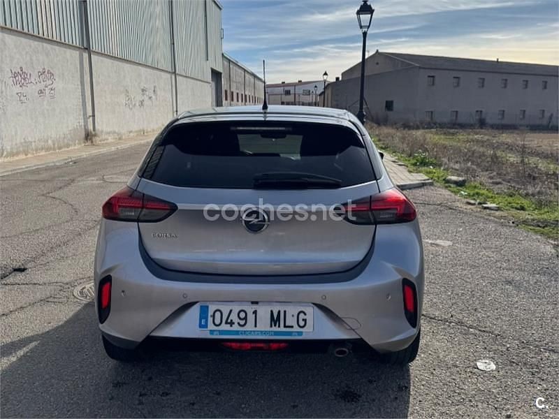 Usado Opel Corsa 100 CV (73 kW) 2023 Gris / plata Utilitario