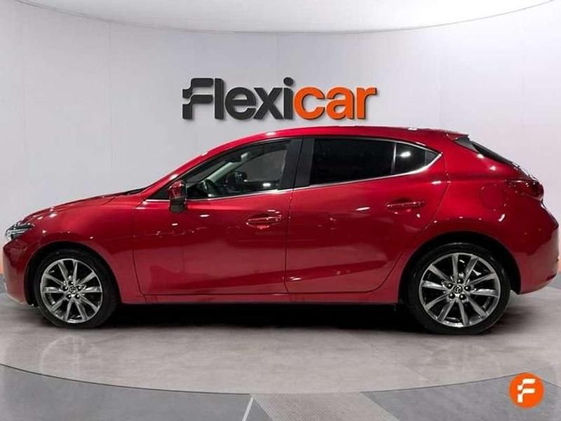 Usado Mazda 3 Style 120 CV (88 kW) 2018 Burdeos Utilitario