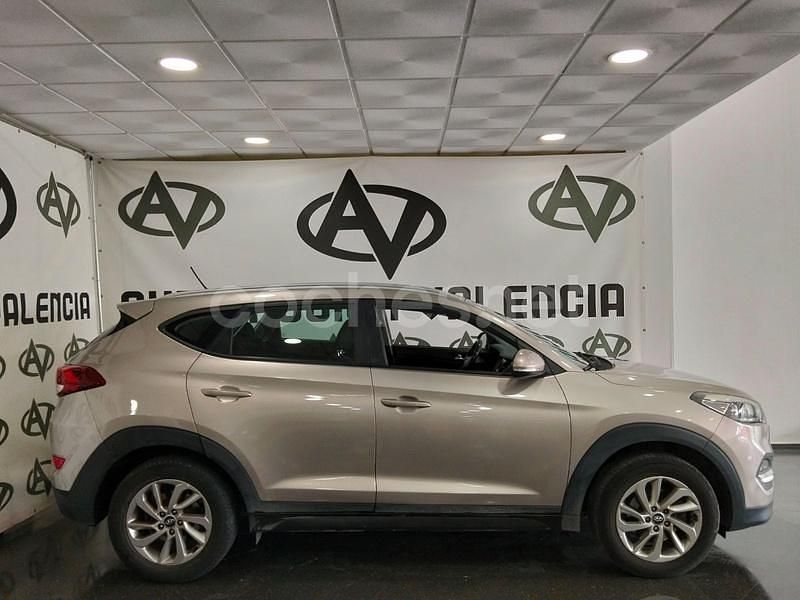 Usado Hyundai Tucson 115 CV (84 kW) 2016 Beige SUV