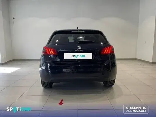 Usado Peugeot 308 Style 100 CV (73 kW) 2018