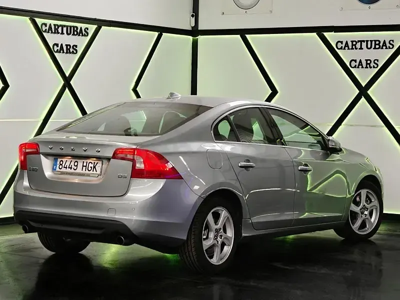 Usado Volvo S60 Summum 215 CV (158 kW) 2012 Gris / plata Berlina