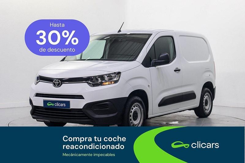 Usado Toyota Proace City City 100 CV (73 kW) 2022 Blanco Monovolumen