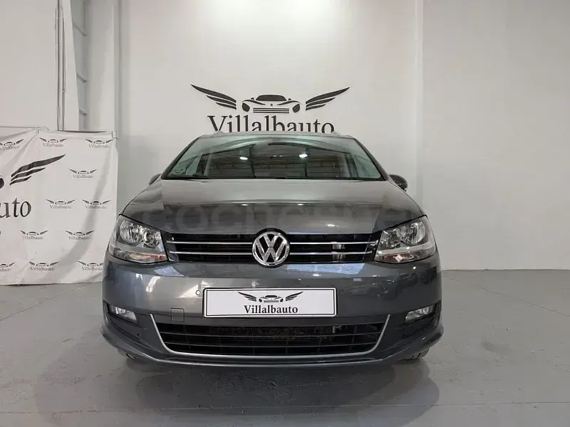 Usado VW Sharan 140 CV (102 kW) 2015 Gris / plata Monovolumen