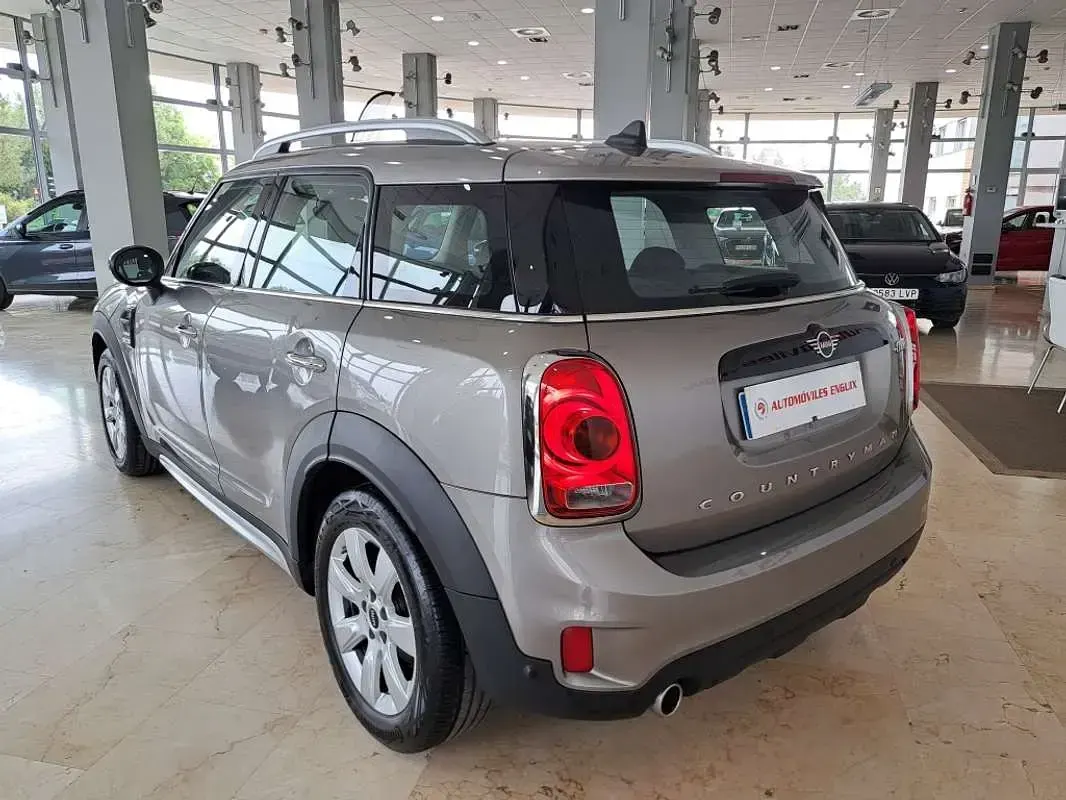 Usado Mini Cooper Countryman 136 CV (100 kW) 2020 Gris SUV