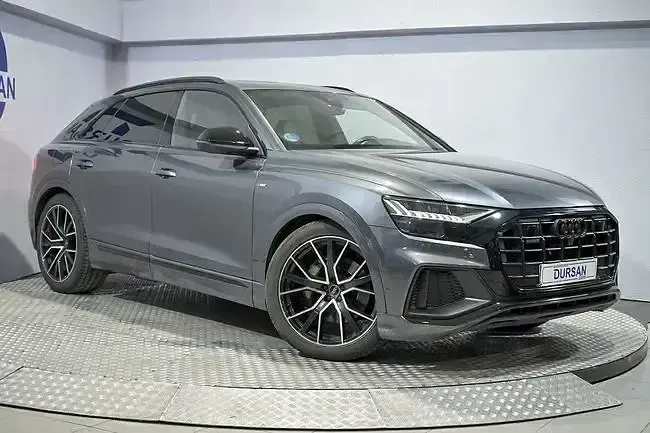 Usado Audi Q8 Premium 231 CV (169 kW) 2022 Gris / plata SUV