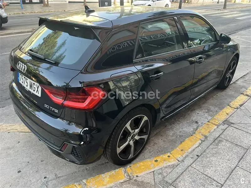 Usado Audi A1 Sportback S-Line 110 CV (80 kW) 2023 Negro Utilitario